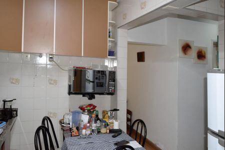 Apartamento à venda com 67m², 2 quartos e 1 vagaCozinha