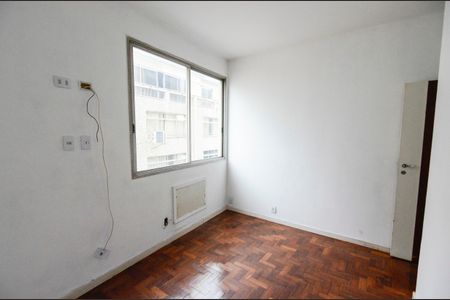 Apartamento à venda com 125m², 4 quartos e 2 vagas Apartamento à venda com 125m², 4 quartos e 2 vagasQuarto 2