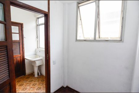 Apartamento à venda com 125m², 4 quartos e 2 vagas Apartamento à venda com 125m², 4 quartos e 2 vagasQuarto de Serviço