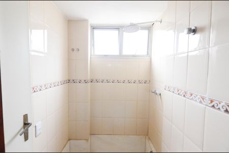 Apartamento à venda com 125m², 4 quartos e 2 vagas Apartamento à venda com 125m², 4 quartos e 2 vagasBanheiro da Suíte