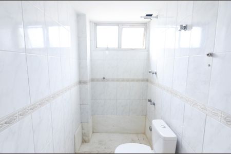 Apartamento à venda com 125m², 4 quartos e 2 vagas Apartamento à venda com 125m², 4 quartos e 2 vagasBanheiro Social