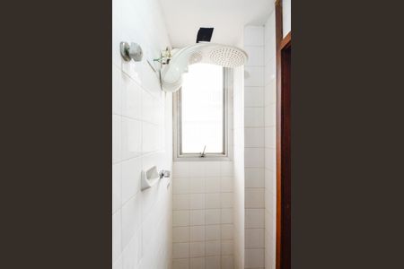 Apartamento à venda com 125m², 4 quartos e 2 vagas Apartamento à venda com 125m², 4 quartos e 2 vagasBanheiro de Serviço