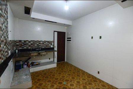 Apartamento à venda com 125m², 4 quartos e 2 vagas Apartamento à venda com 125m², 4 quartos e 2 vagasCozinha