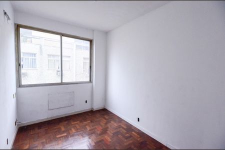 Apartamento à venda com 125m², 4 quartos e 2 vagas Apartamento à venda com 125m², 4 quartos e 2 vagasQuarto 1