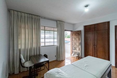 Casa à venda com 231m², 4 quartos e 4 vagas Casa à venda com 231m², 4 quartos e 4 vagasSuíte 3