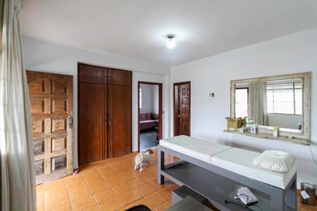 Casa à venda com 231m², 4 quartos e 4 vagas Casa à venda com 231m², 4 quartos e 4 vagasSuíte 3