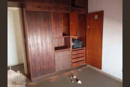 Casa à venda com 200m², 5 quartos e 10 vagas
