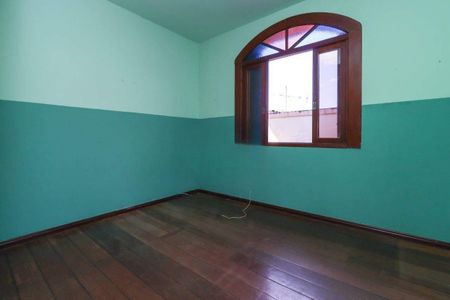 Casa à venda com 300m², 3 quartos e 4 vagas