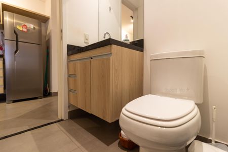 Studio à venda com 33m², 1 quarto e sem vaga Studio à venda com 33m², 1 quarto e sem vagaBanheiro