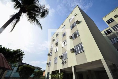 Apartamento à venda com 65m², 2 quartos e sem vagaFachada