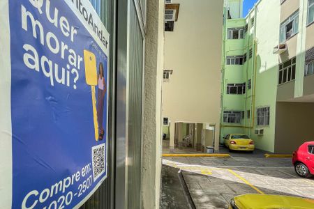 Apartamento à venda com 65m², 2 quartos e sem vagaPlaquinha