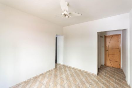 Apartamento à venda com 65m², 2 quartos e sem vagaSala