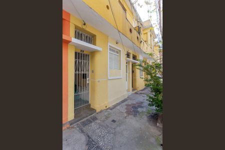 Apartamento à venda com 70m², 2 quartos e sem vaga Apartamento à venda com 70m², 2 quartos e sem vagaFachada