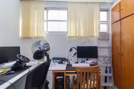 Apartamento à venda com 70m², 2 quartos e sem vaga Apartamento à venda com 70m², 2 quartos e sem vagaEscritório