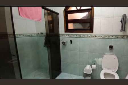 Casa à venda com 300m², 3 quartos e 6 vagas