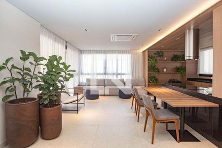 Apartamento à venda com 147m², 4 quartos e 2 vagas Apartamento à venda com 147m², 4 quartos e 2 vagasÁrea comum - Salão de festas