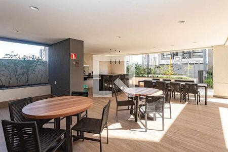 Apartamento à venda com 147m², 4 quartos e 2 vagas Apartamento à venda com 147m², 4 quartos e 2 vagasÁrea comum - Churrasqueira