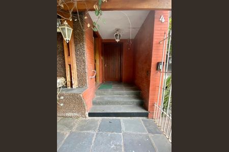 Casa à venda com 140m², 3 quartos e 1 vaga