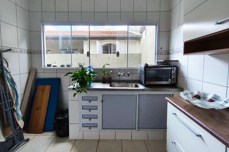 Casa à venda com 295m², 3 quartos e 2 vagas Casa à venda com 295m², 3 quartos e 2 vagasCozinha