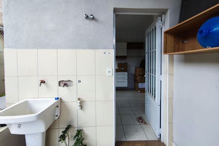 Casa à venda com 295m², 3 quartos e 2 vagas Casa à venda com 295m², 3 quartos e 2 vagasÁrea de Serviço