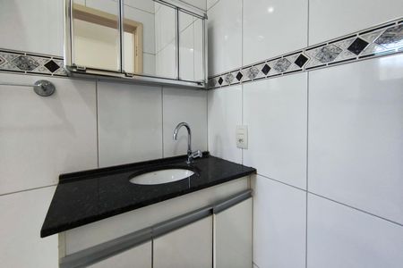 Casa à venda com 295m², 3 quartos e 2 vagas Casa à venda com 295m², 3 quartos e 2 vagasBanheiro Suíte