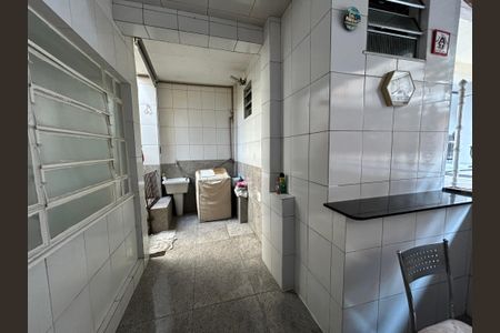 Casa à venda com 480m², 4 quartos e 4 vagasÁrea de Serviço