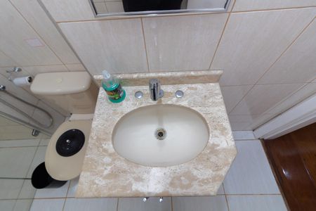 Casa à venda com 5000m², 4 quartos e 10 vagas Casa à venda com 5000m², 4 quartos e 10 vagasBanheiro Social