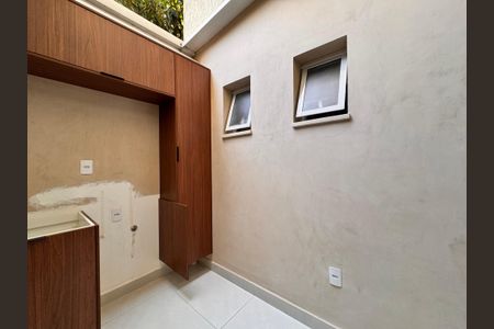 Apartamento à venda com 57m², 2 quartos e 1 vaga Apartamento à venda com 57m², 2 quartos e 1 vagaLavanderia