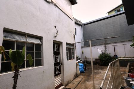 Casa à venda com 280m², 4 quartos e 3 vagas Casa à venda com 280m², 4 quartos e 3 vagasQuintal