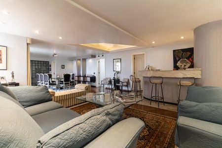 Apartamento à venda com 354m², 4 quartos e 4 vagas Apartamento à venda com 354m², 4 quartos e 4 vagasSala