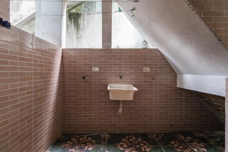 Casa para alugar com 46m², 2 quartos e 1 vaga Casa para alugar com 46m², 2 quartos e 1 vagaÁrea de Serviço