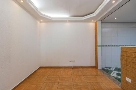 Casa para alugar com 46m², 2 quartos e 1 vaga Casa para alugar com 46m², 2 quartos e 1 vagaSala