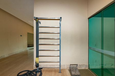 Apartamento à venda com 278m², 4 quartos e 4 vagas Apartamento à venda com 278m², 4 quartos e 4 vagasÁrea comum