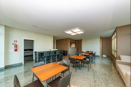 Apartamento à venda com 278m², 4 quartos e 4 vagas Apartamento à venda com 278m², 4 quartos e 4 vagasÁrea comum