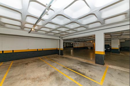 Apartamento à venda com 278m², 4 quartos e 4 vagas Apartamento à venda com 278m², 4 quartos e 4 vagasGaragem