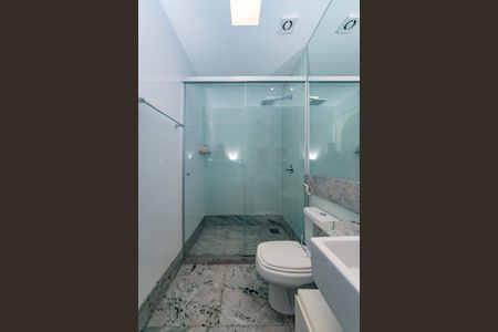 Apartamento à venda com 278m², 4 quartos e 4 vagas Apartamento à venda com 278m², 4 quartos e 4 vagasBanheiro da Suíte 3