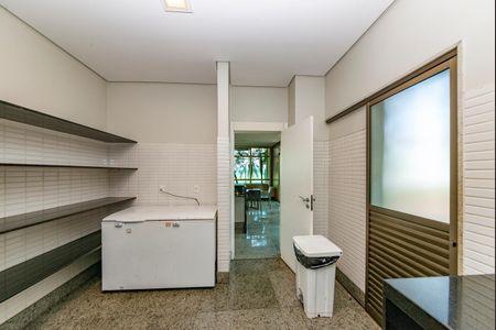 Apartamento à venda com 278m², 4 quartos e 4 vagas Apartamento à venda com 278m², 4 quartos e 4 vagasÁrea comum