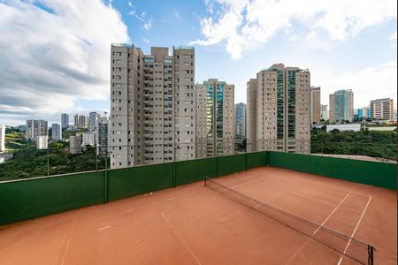 Apartamento à venda com 278m², 4 quartos e 4 vagas Apartamento à venda com 278m², 4 quartos e 4 vagasÁrea comum