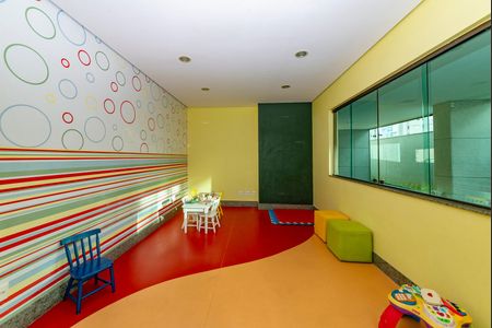 Apartamento à venda com 278m², 4 quartos e 4 vagas Apartamento à venda com 278m², 4 quartos e 4 vagasÁrea comum