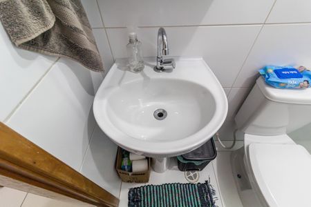 Apartamento à venda com 42m², 2 quartos e sem vaga Apartamento à venda com 42m², 2 quartos e sem vagaBanheiro