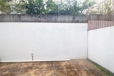 Casa à venda com 140m², 3 quartos e 2 vagasQuintal