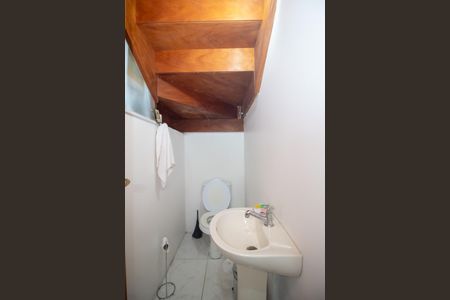 Casa à venda com 140m², 3 quartos e 2 vagasBanheiro da Suíte 2