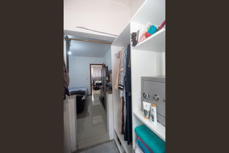 Casa à venda com 140m², 3 quartos e 2 vagasCloset da Suíte 1
