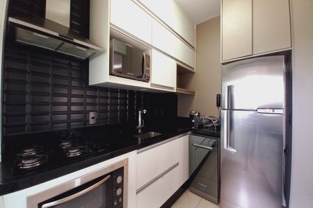 Apartamento à venda com 94m², 3 quartos e 2 vagas Apartamento à venda com 94m², 3 quartos e 2 vagasCozinha