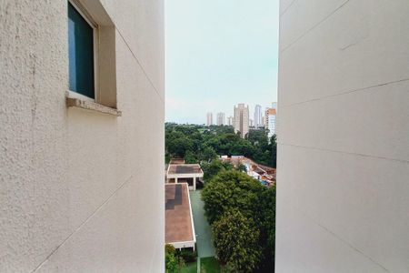 Apartamento à venda com 94m², 3 quartos e 2 vagas Apartamento à venda com 94m², 3 quartos e 2 vagasVista da Área de Serviço