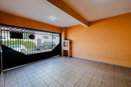 Casa à venda com 175m², 4 quartos e 2 vagasGaragem