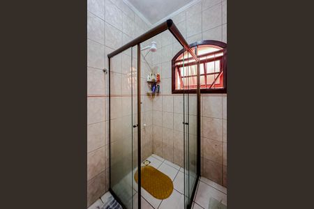 Casa à venda com 175m², 4 quartos e 2 vagasBanheiro