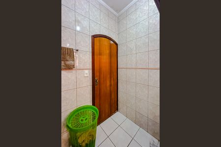 Casa à venda com 175m², 4 quartos e 2 vagasBanheiro