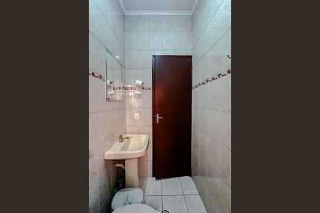 Casa à venda com 175m², 4 quartos e 2 vagasBanheiro de serviço