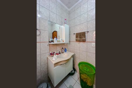 Casa à venda com 175m², 4 quartos e 2 vagasBanheiro